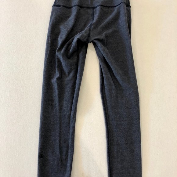 dark gray lululemon wunder under cropped leggings - Picture 3 of 4